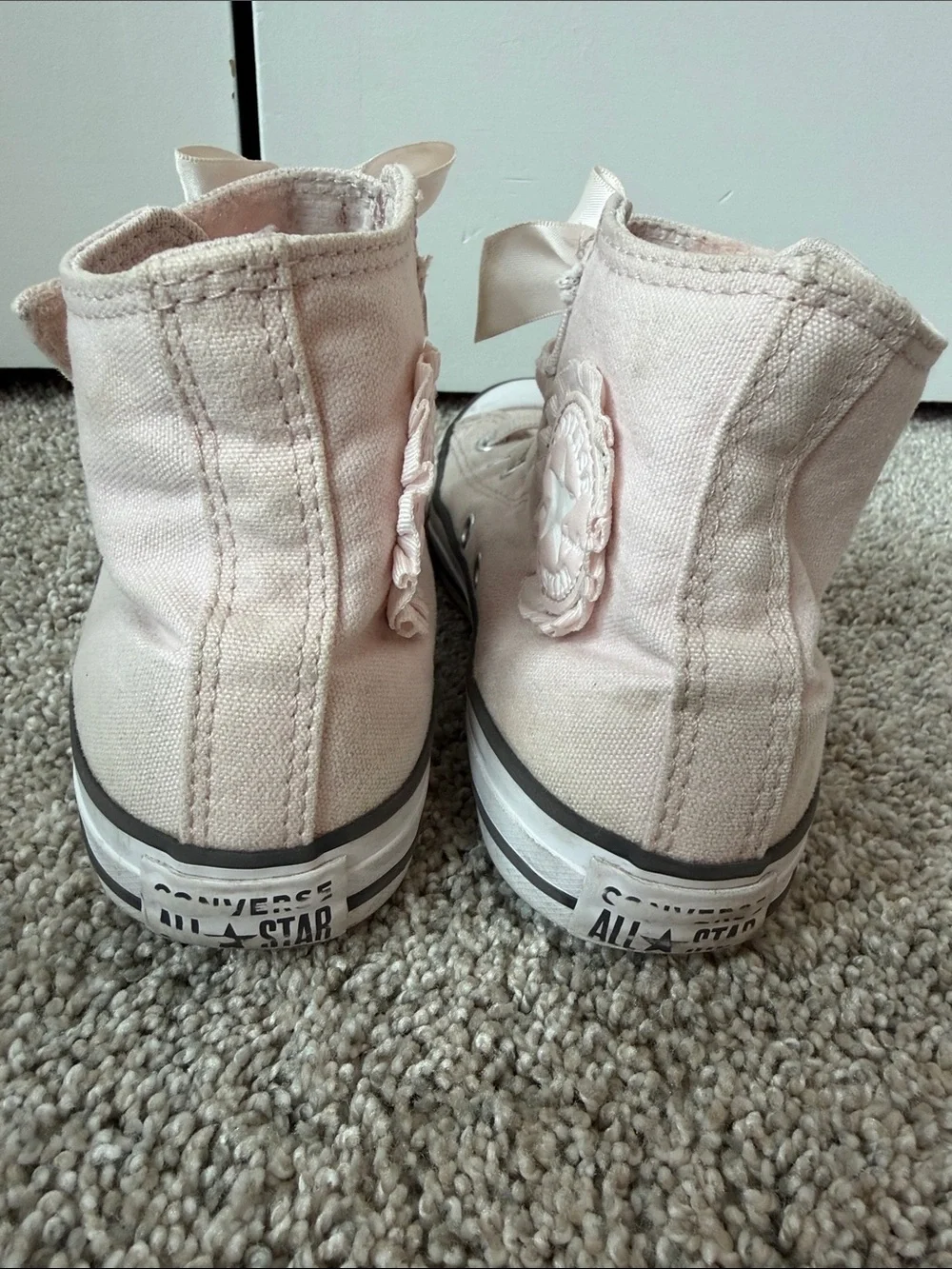 Converse Chuck Taylor Ruffles + Bows shoes kids 2.5